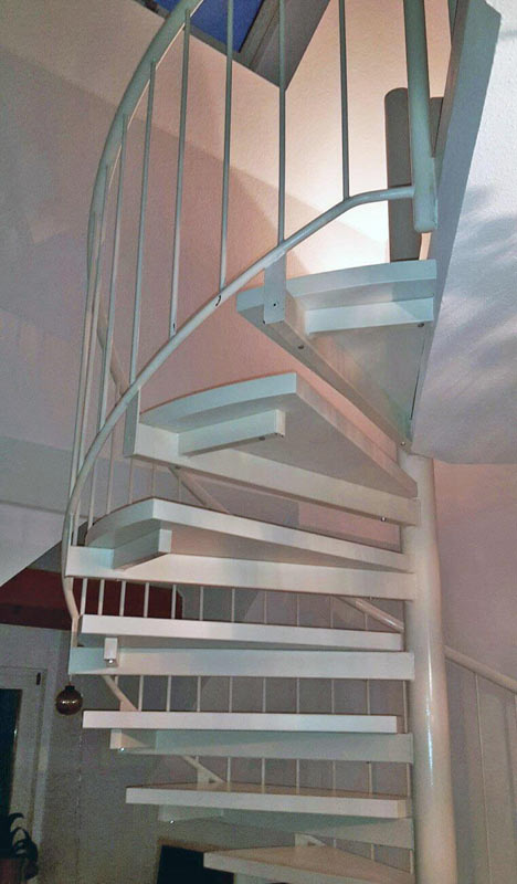 Erneuerung der Treppenstufen Treppe2