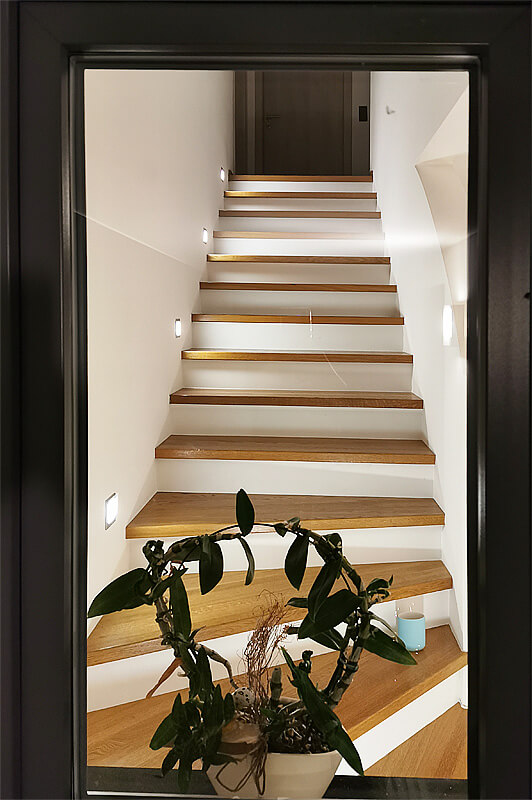 Holztreppe Beleuchtung