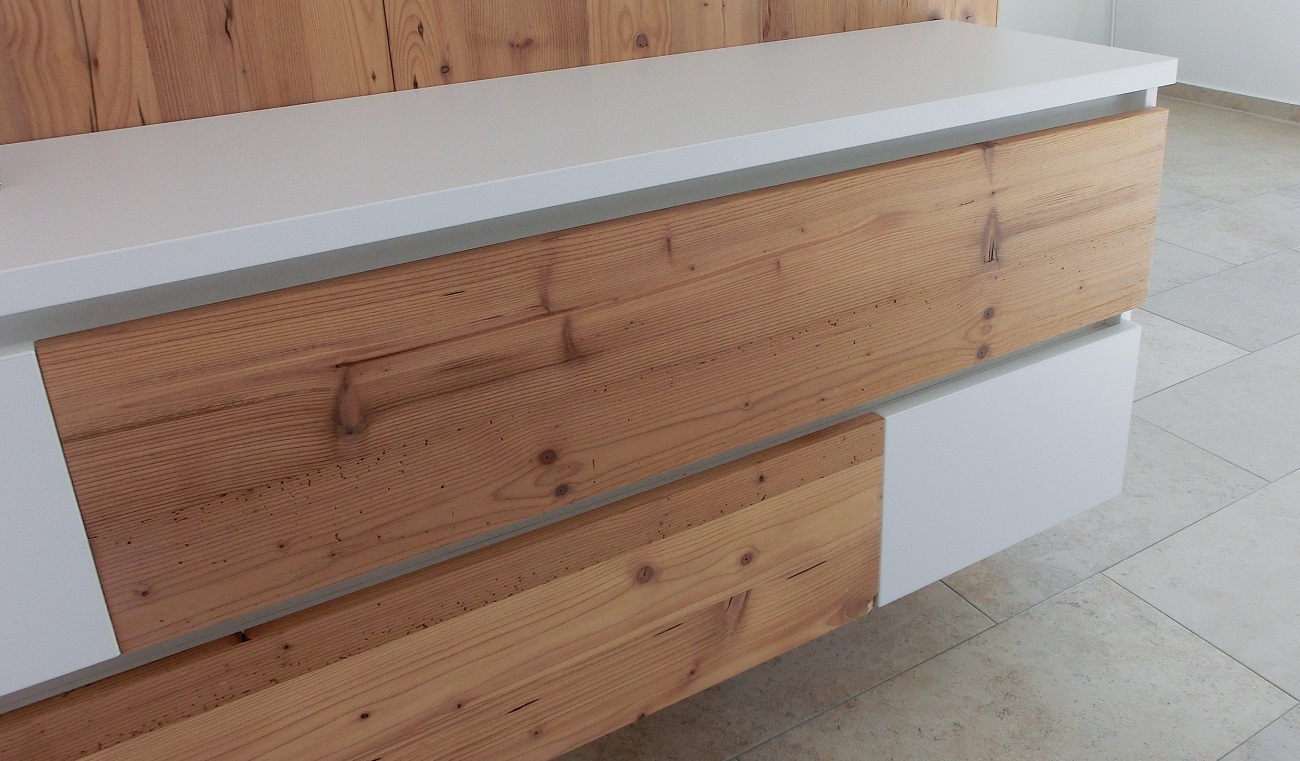 Sideboard