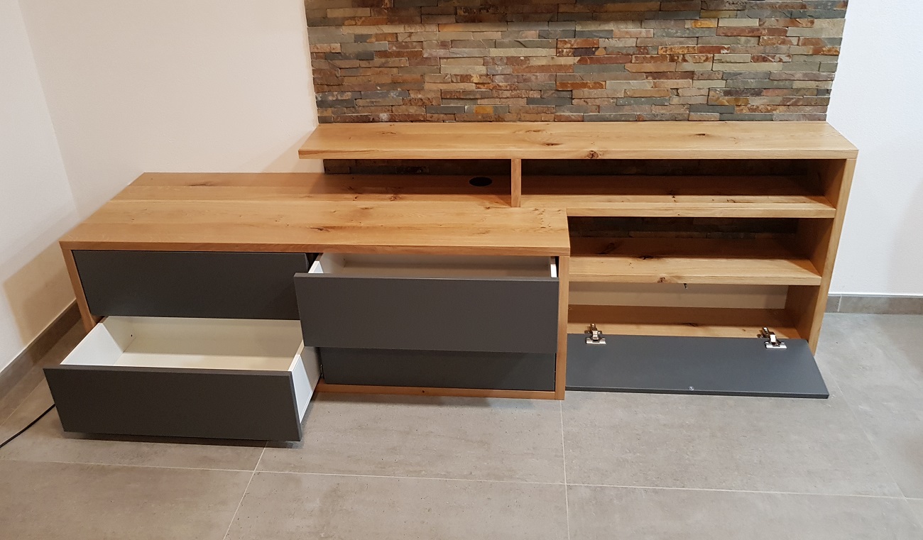 Sideboard 1